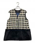 TOMORROW LAND collectionトゥモローランドコレクション）の古着「タッタ シェパード ファーペプラムジレ」｜ホワイト×ブラック