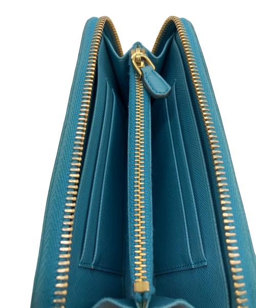 PRADA（プラダ）PRADA (プラダ) ラウンドファスナー財布 ブルーの古着・服飾アイテム