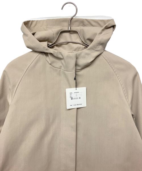 BETOUPE（ベトゥープ）BETOUPE (ベトゥープ) リサイクルツイルフーデットコート アイボリー サイズ:Free 未使用品の古着・服飾アイテム
