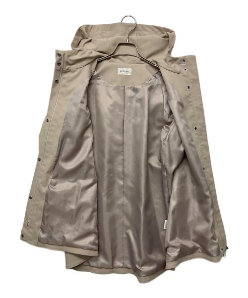 BETOUPE（ベトゥープ）BETOUPE (ベトゥープ) リサイクルツイルフーデットコート アイボリー サイズ:Free 未使用品の古着・服飾アイテム