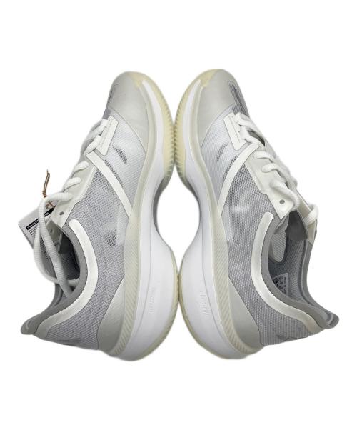 adidas（アディダス）adidas (アディダス) JQ6410 スニーカー シルバー サイズ:25.5cm 未使用品の古着・服飾アイテム