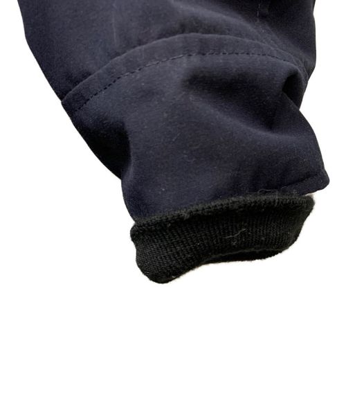 CANADA GOOSE（カナダグース）CANADA GOOSE (カナダグース) ダウンジャケット ネイビー サイズ:Mの古着・服飾アイテム