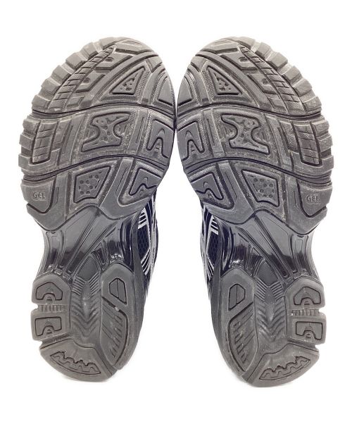 asics（アシックス）asics (アシックス) スニーカー ブラック×ホワイト サイズ:6 1/2の古着・服飾アイテム