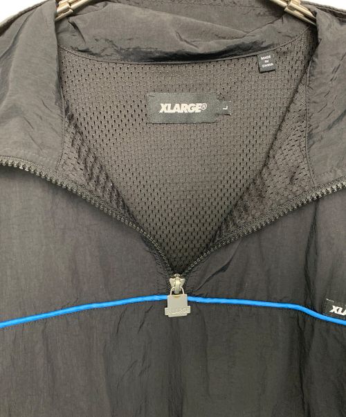 X-LARGE（エクストララージ）X-LARGE (エクストララージ) X-LARGE ハーフジップナイロンプルオーバージャケット ブラック サイズ:Lの古着・服飾アイテム