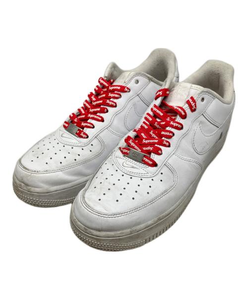 NIKE（ナイキ）NIKE (ナイキ) SUPREME (シュプリーム) NIKE Supreme AIR FORCE1 LOW スニーカー ホワイト×レッド サイズ:26.5cmの古着・服飾アイテム