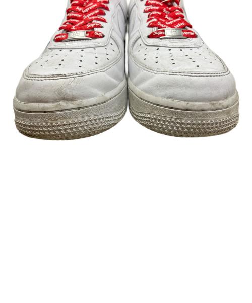 NIKE（ナイキ）NIKE (ナイキ) SUPREME (シュプリーム) NIKE Supreme AIR FORCE1 LOW スニーカー ホワイト×レッド サイズ:26.5cmの古着・服飾アイテム