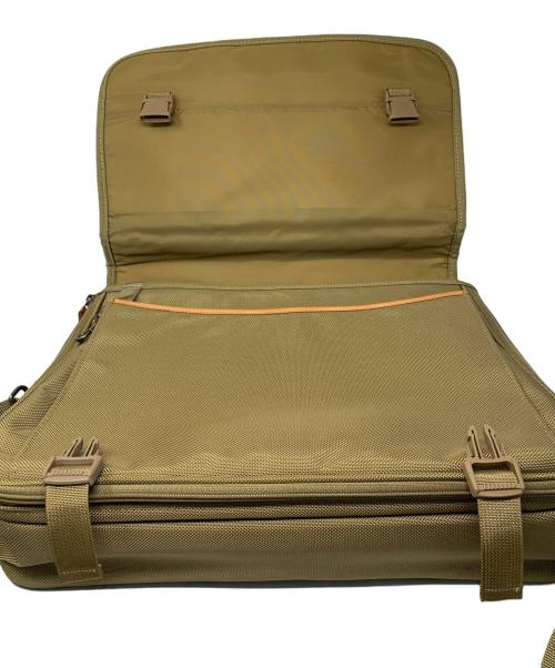 hartmann（ハートマン）hartmann (ハートマン) hartmann メッセンジャーバッグ カーキの古着・服飾アイテム