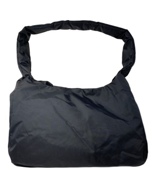 CLESSTE（クレスト）CLESSTE (クレスト) CLESSTE PADDED EVERYDAY BAG ブラックの古着・服飾アイテム
