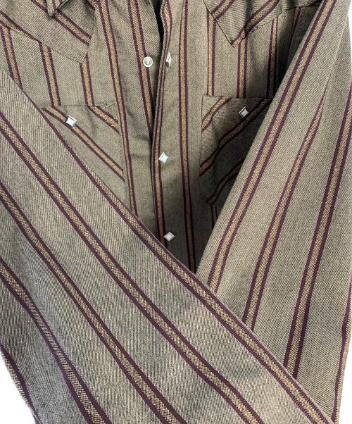 Needles（ニードルズ）Needles (ニードルズ) Needles シャツ ブラウン サイズ:Sの古着・服飾アイテム