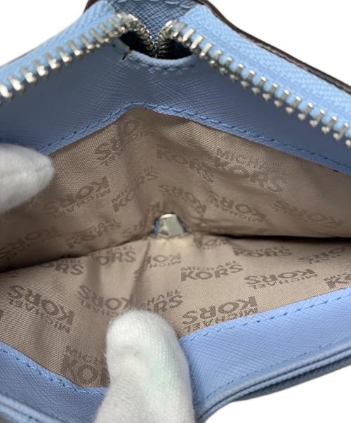 MICHAEL KORS（マイケル・コース）MICHAEL KORS (マイケルコース) MICHAEL KORS 2つ折り財布 スカイブルーの古着・服飾アイテム