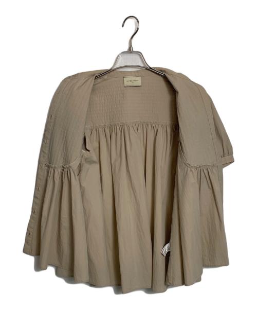 UNITED ARROWS（ユナイテッドアローズ）UNITED ARROWS (ユナイテッドアローズ) ピンタック ショートスリーブブラウス ベージュ サイズ:-の古着・服飾アイテム