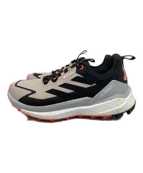 adidas（アディダス）adidas (アディダス) adidas TERREX FREEHIKER 2 LOW GORE-TEX トレッキングシューズ グレー サイズ:25cmの古着・服飾アイテム
