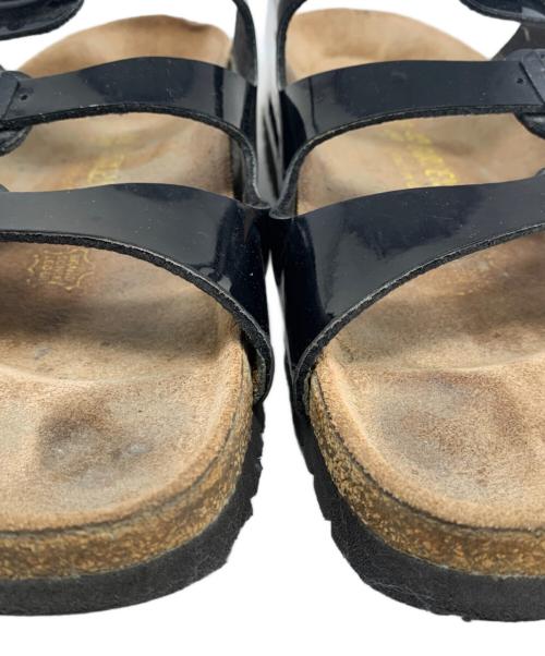 BIRKENSTOCK（ビルケンシュトック）BIRKENSTOCK (ビルケンシュトック) BIRKENSTOCK FLORIDA サンダル ブラック×ブラウン サイズ:26㎝の古着・服飾アイテム