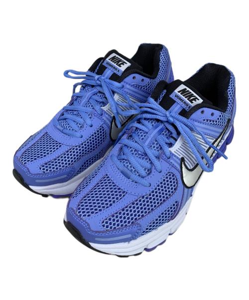 NIKE（ナイキ）NIKE (ナイキ) NIKE ZOOM VOMERO スニーカー ブルー×ホワイト サイズ:25cmの古着・服飾アイテム