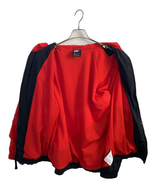NIKE（ナイキ）NIKE (ナイキ) NIKE HBR STMT WOVEN JACKET ブラック×レッド サイズ:XLの古着・服飾アイテム