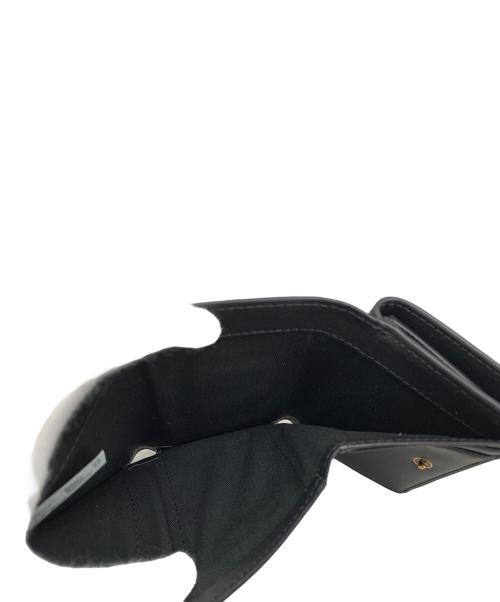 CHARLES & KEITH（チャールズアンドキース）CHARLES & KEITH (チャールズ＆キース) CHARLES & KEITH ブレアメタリックアクセントショートウォレット ブラックの古着・服飾アイテム