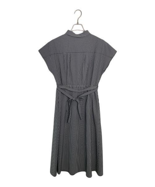 MACKINTOSH PHILOSOPHY（マッキントッシュ フィロソフィー）MACKINTOSH PHILOSOPHY (マッキントッシュ フィロソフィー) MACKINTOSH PHILOSOPHY　 半袖ワンピース ホワイト×ブラック サイズ:38の古着・服飾アイテム