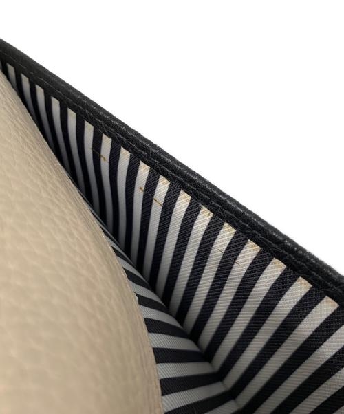 Kate Spade（ケイトスペード）Kate Spade (ケイトスペード) Kate Spade 長財布 ベージュ×ブラックの古着・服飾アイテム