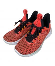 UNDER ARMOUR×SESAME STREET（アンダーアーマー×セサミストリート）の古着「UNDER ARMOUR SESAME STREET CURRY 9 STREET スニーカー」｜ピンク