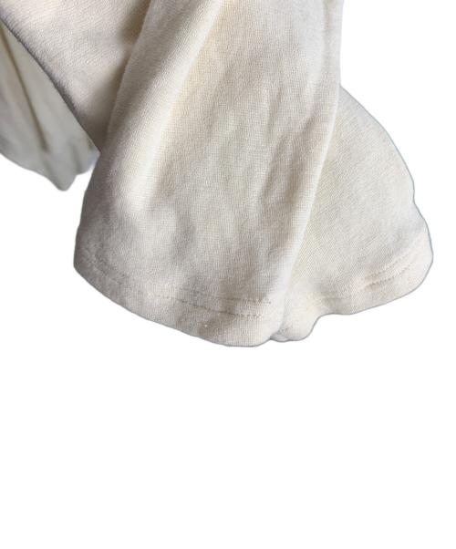 6(ROKU) BEAUTY&YOUTH（ロク ビューティーアンドユース）6(ROKU) BEAUTY&YOUTH (ロク ビューティーアンドユース) 6(ROKU) BEAUTY&YOUTH 長袖カットソー ベージュ サイズ:-の古着・服飾アイテム