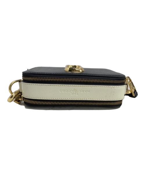MARC JACOBS（マークジェイコブズ）MARC JACOBS (マークジェイコブス) MARC JACOBS スナップショットショルダーバッグ ブラック×グレー×ホワイトの古着・服飾アイテム