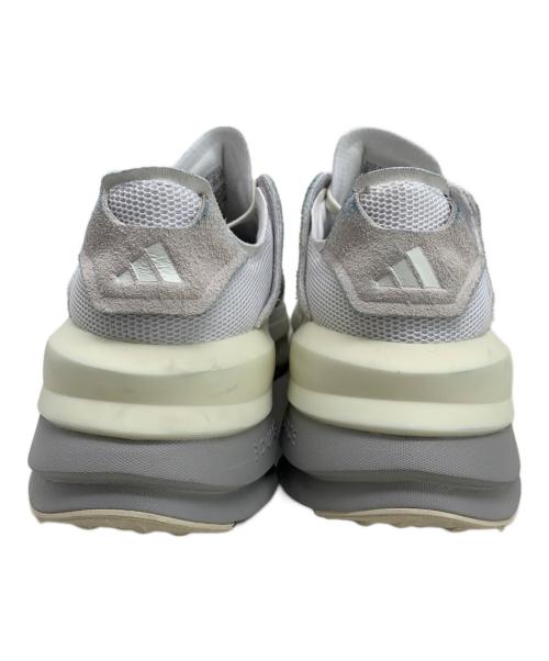 adidas（アディダス）adidas (アディダス) adidas Avryn X Cloud White Core Black Off White スニーカー ホワイト サイズ:26㎝の古着・服飾アイテム