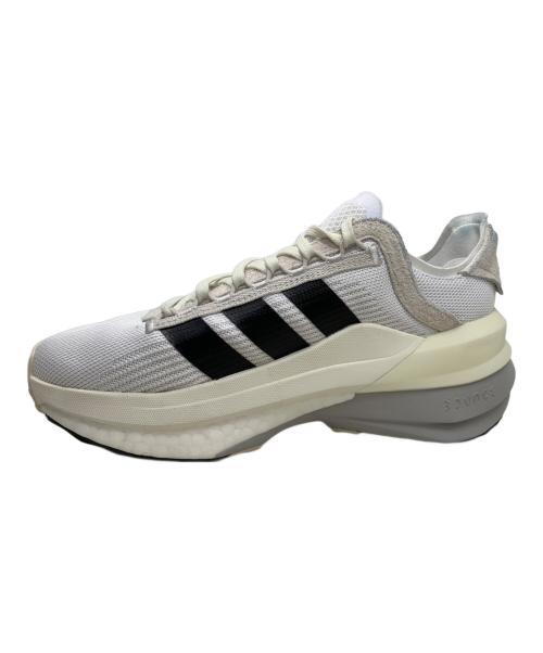 adidas（アディダス）adidas (アディダス) adidas Avryn X Cloud White Core Black Off White スニーカー ホワイト サイズ:26㎝の古着・服飾アイテム