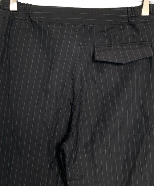 MARGARET HOWELL（マーガレットハウエル）MARGARET HOWELL (マーガレットハウエル) MARGARET HOWELL WOOL LINEN PINSTRIPE パンツ ブラック サイズ:2の古着・服飾アイテム
