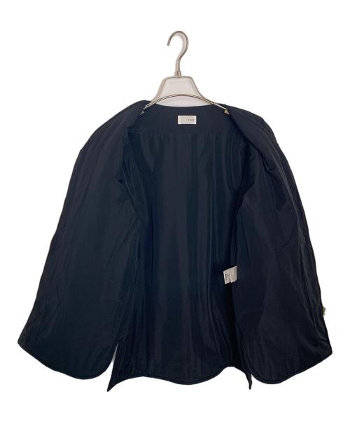 YORT（ヨート）YORT (ヨート) ノーカラーキルティングジャケット ブラック サイズ:9号の古着・服飾アイテム