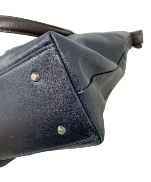 TAKEO KIKUCHI（タケオキクチ）TAKEO KIKUCHI (タケオキクチ) TAKEO KIKUCHI レザートートバッグ ブラックの古着・服飾アイテム