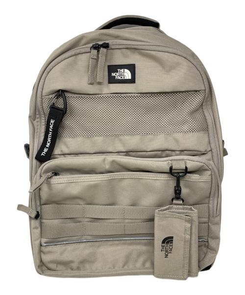 THE NORTH FACE（ザ ノース フェイス）THE NORTH FACE (ザ ノース フェイス) THE NORTH FACE リュック ライトグレーの古着・服飾アイテム