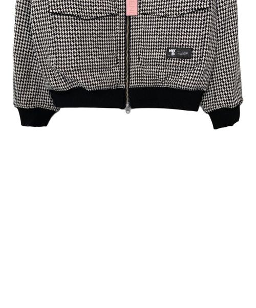 NBB WEEKEND（エヌビービーウィークエンド）NBB WEEKEND (エヌビービーウィークエンド) NBB WEEKEND ブルゾン ホワイト×ブラック サイズ:1の古着・服飾アイテム