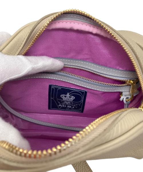 A.D.M.J.（エーディーエムジェイ）A.D.M.J. (エーディーエムジェイ) ショルダーバッグ ベージュの古着・服飾アイテム