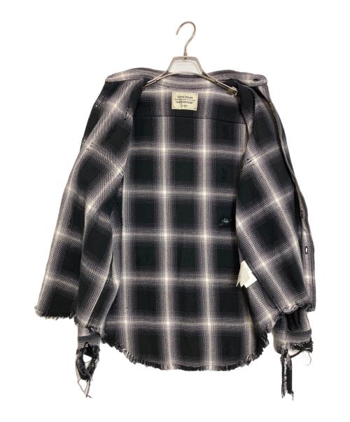 BEAMS（ビームス）BEAMS (ビームス) 長袖シャツ ホワイト×ブラック サイズ:Ｓの古着・服飾アイテム