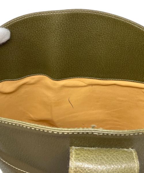GUCCI（グッチ）GUCCI (グッチ) ショルダーバッグ オリーブの古着・服飾アイテム