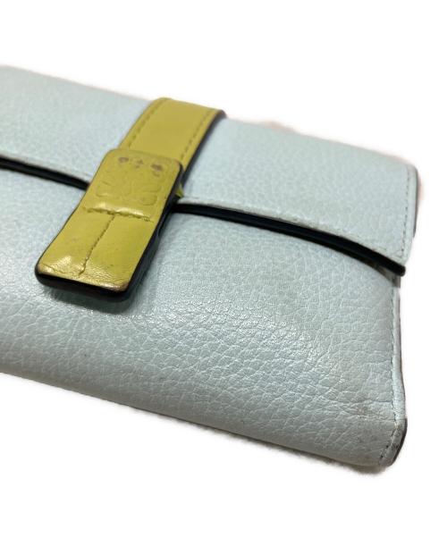 LOEWE（ロエベ）LOEWE (ロエベ) LOEWE バーティカル ウォレット スモール（ソフトグレインカーフ） 財布 スカイブルー×グリーンの古着・服飾アイテム