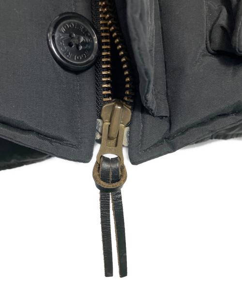 WOOLRICH（ウールリッチ）WOOLRICH (ウールリッチ) ダウンジャケット ブラック サイズ:Mの古着・服飾アイテム