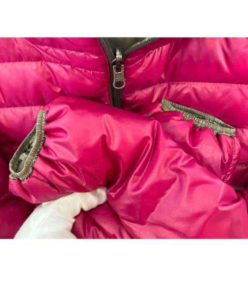 BURBERRY BLUE LABEL（バーバリーロンドンブルーレーベル）BURBERRY BLUE LABEL (バーバリーロンドンブルーレーベル) リバーシブルダウンジャケット ショッキングピンク×グレー サイズ:38の古着・服飾アイテム