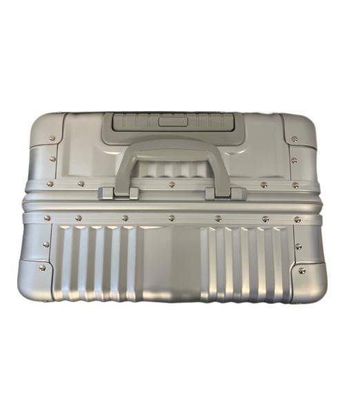 Mercedes Benz（メルセデスベンツ）Mercedes Benz (メルセデスベンツ) Mercedes Benz キャリーバッグ シルバーの古着・服飾アイテム