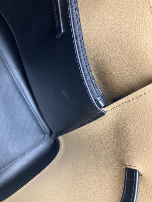 MICHAEL KORS（マイケル・コース）MICHAEL KORS (マイケル・コース) MICHAEL KORS トートバッグ ブラックの古着・服飾アイテム