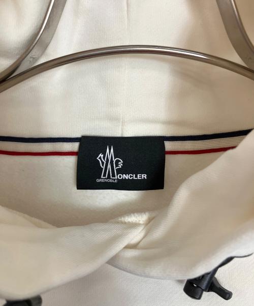 MONCLER（モンクレール）MONCLER (モンクレール) プルオーバーパーカー ホワイト サイズ:Sの古着・服飾アイテム