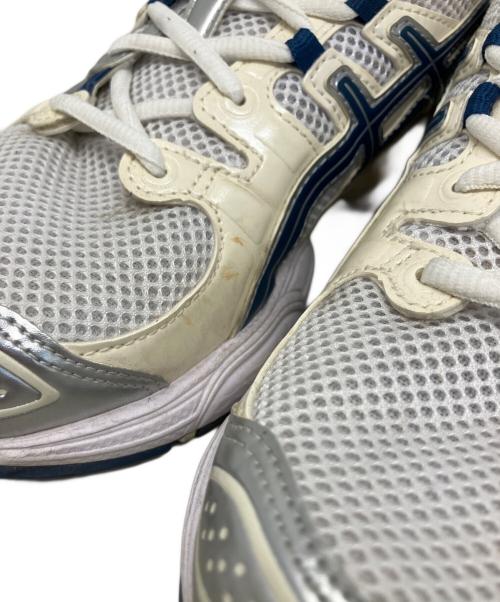 asics（アシックス）asics (アシックス) asics スニーカー ホワイト×ネイビー サイズ:26cmの古着・服飾アイテム