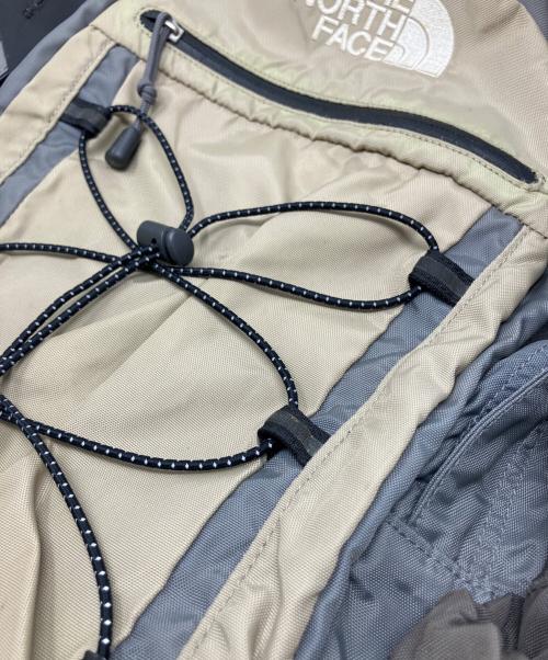THE NORTH FACE（ザ ノース フェイス）THE NORTH FACE (ザ ノース フェイス) THE NORTH FACE BOREALIS リュック グレー×ベージュの古着・服飾アイテム