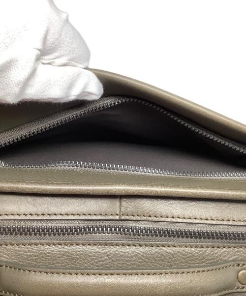 土屋鞄（ツチヤカバン）土屋鞄 (ツチヤカバン) 土屋鞄 ヴァイノ ミディアム リュック オリーブブラウンの古着・服飾アイテム