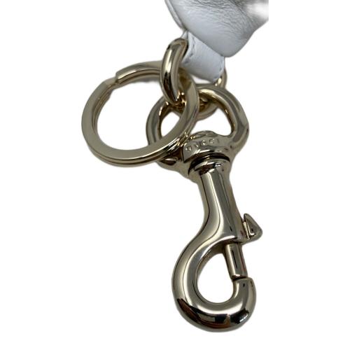 GUCCI（グッチ）GUCCI (グッチ) チャーム スニーカー ホワイト ホワイトの古着・服飾アイテム