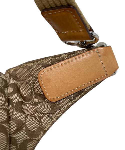 COACH（コーチ）COACH (コーチ) COACH ウエストバッグ ベージュの古着・服飾アイテム