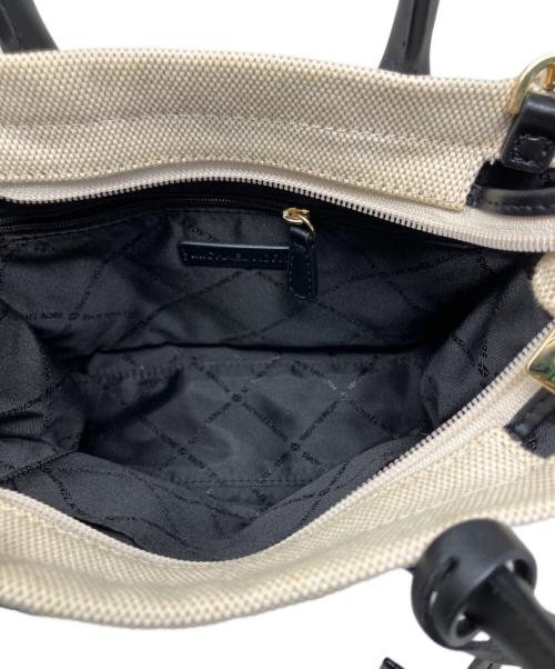 MICHAEL KORS（マイケル・コース）MICHAEL KORS (マイケル・コース) MICHAEL KORS ショルダーバッグ アイボリーの古着・服飾アイテム