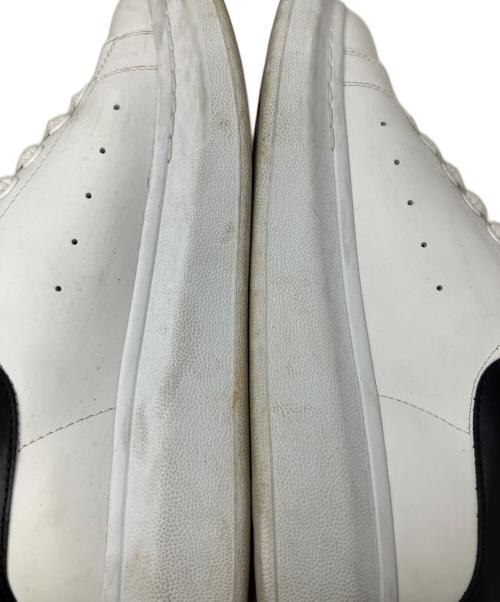 ALEXANDER McQUEEN（アレキサンダーマックイーン）ALEXANDER McQUEEN (アレキサンダーマックイーン) ALEXANDER McQUEEN スニーカー ホワイト サイズ:40の古着・服飾アイテム