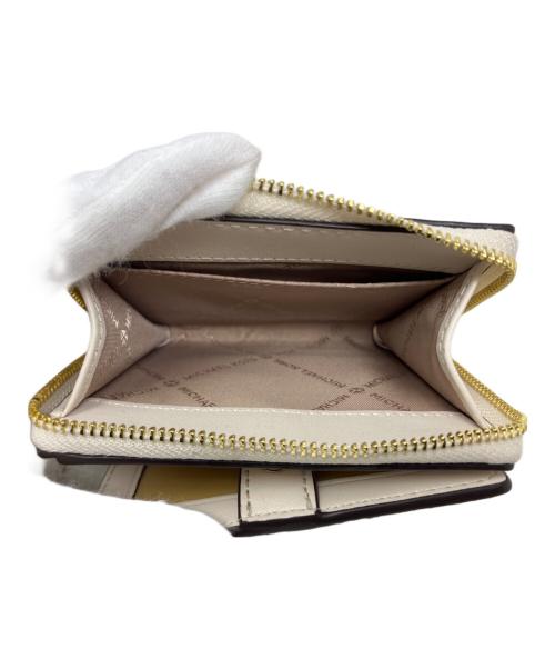 MICHAEL KORS（マイケル・コース）MICHAEL KORS (マイケル・コース) MICHAEL KORS 3つ折り財布 ベージュの古着・服飾アイテム