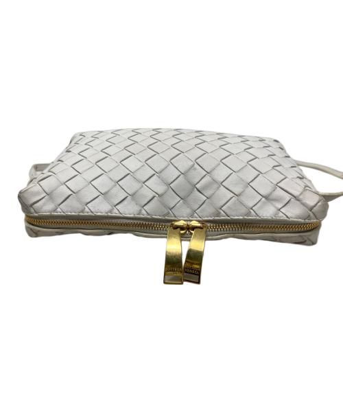 BOTTEGA VENETA（ボッテガベネタ）BOTTEGA VENETA (ボッテガベネタ) BOTTEGA VENETA イントレチャート ショルダーバッグ ホワイトの古着・服飾アイテム